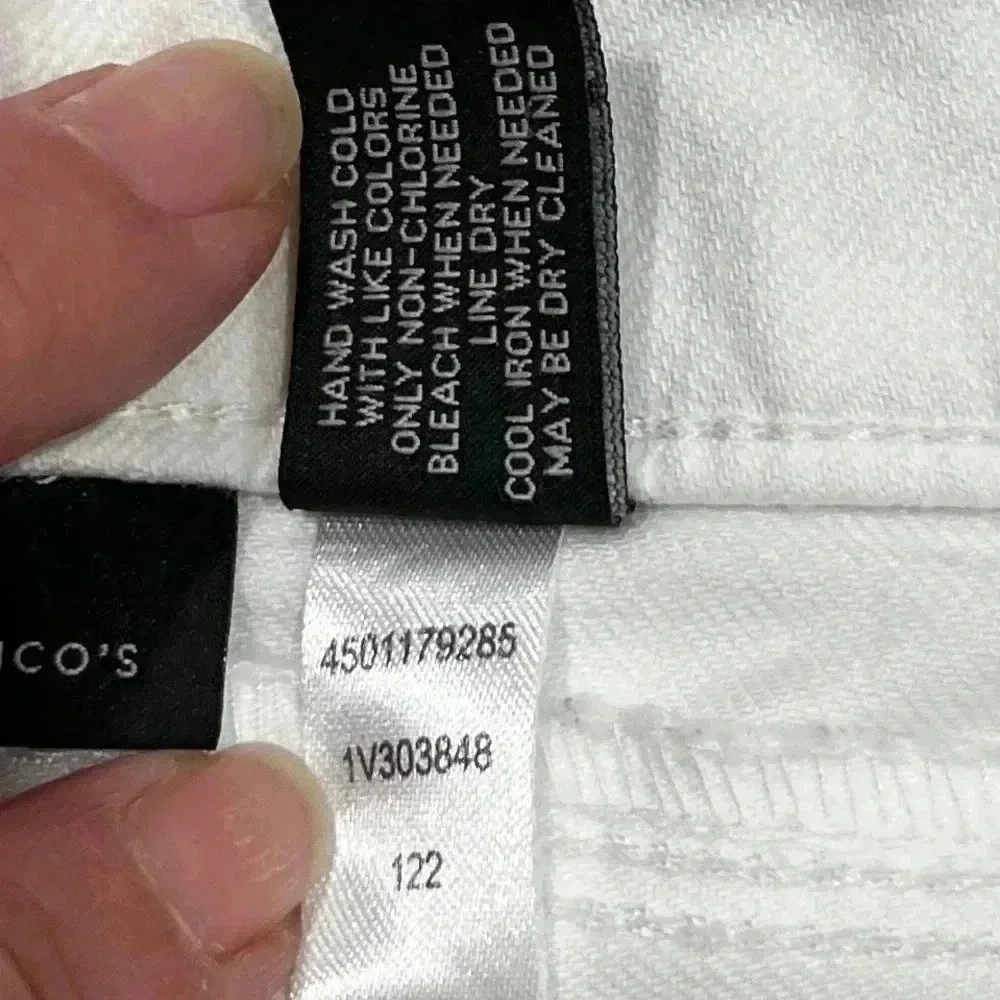 Black label by Chicos white jeans with gold hardware